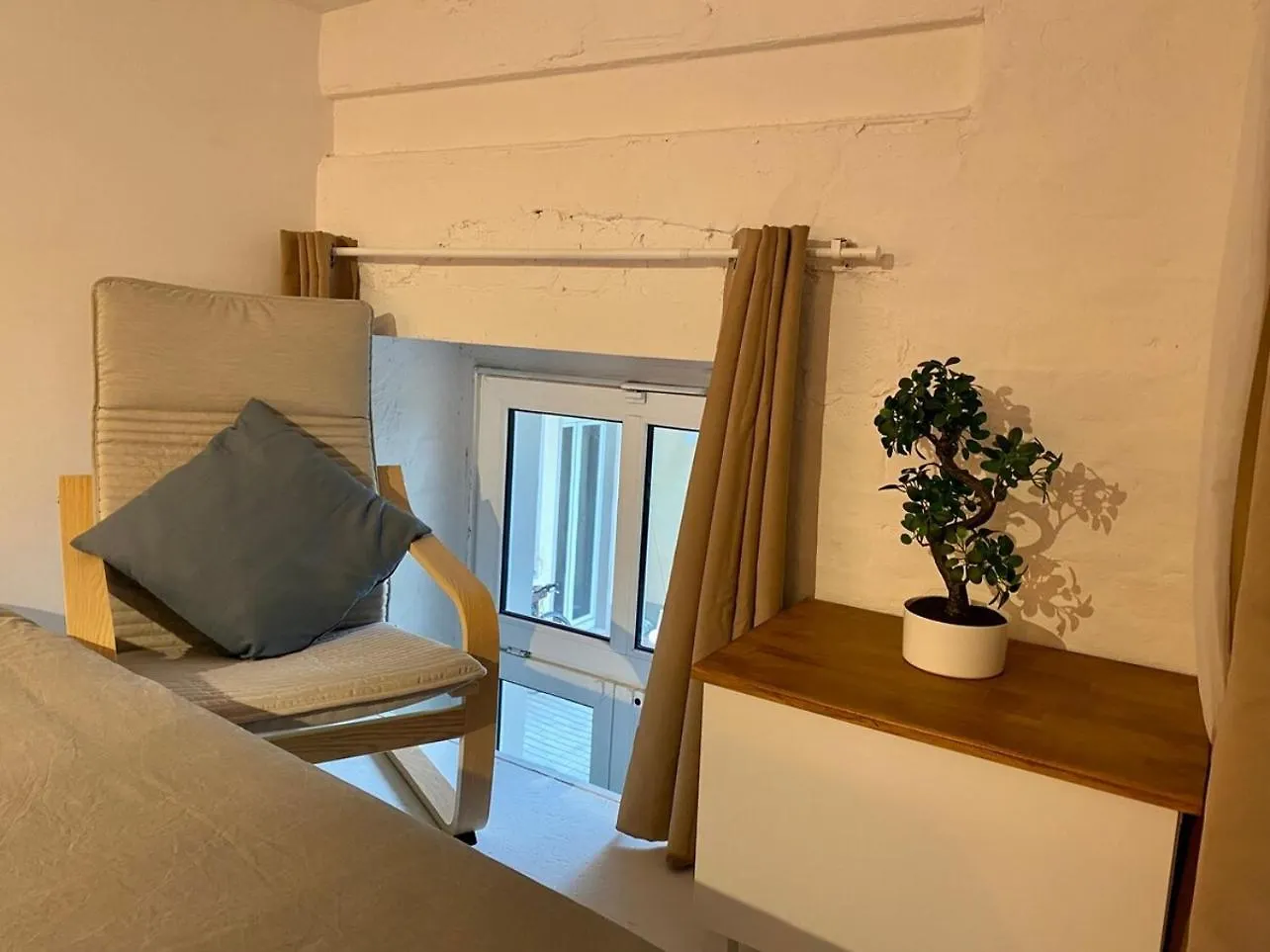 Apartment Central Studio In 5 Minutes To Alexanderplatz Germany