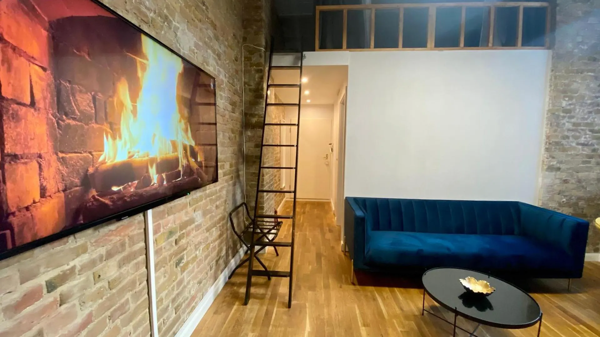 Apartment Central Studio In 5 Minutes To Alexanderplatz Germany