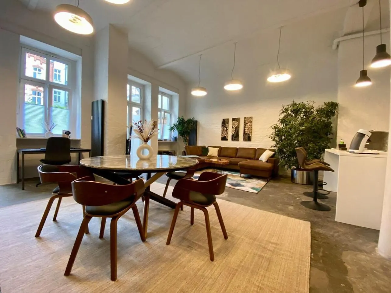 Central Studio In 5 Minutes To Alexanderplatz 0*, Berlin Germany